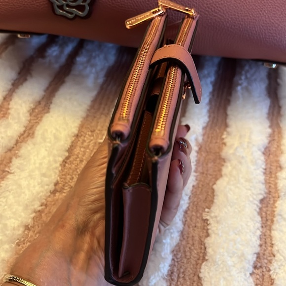 Michael Kors Jet Set Travel Large Double Wristlet in Rose Gold NWT - Picture 14 of 14